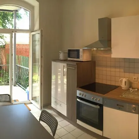 Familienunterkunft Am Platz Der Voelkerfreundschaft Apartment